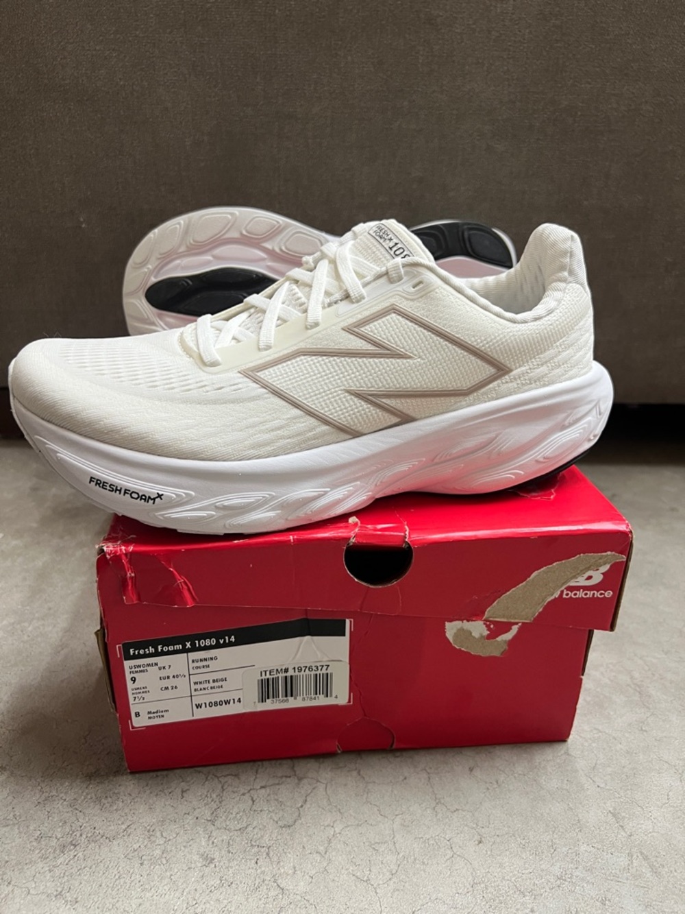 New Balance White Fresh Foam X1080 Lightweight Trainers